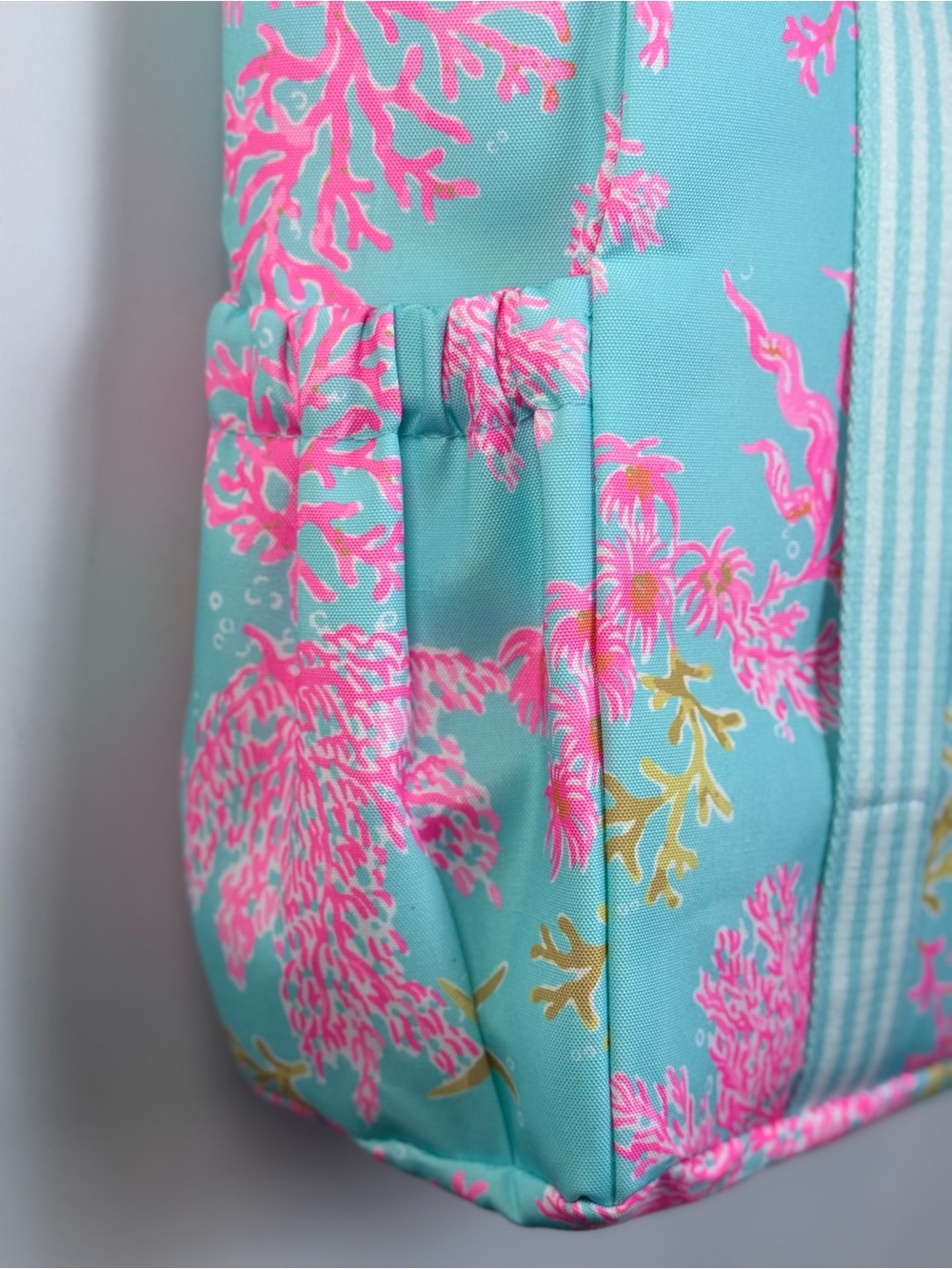 Lilly Pulitzer Royal Coral Cooler Bag Aqua Pink Insulated CrossbodyTote NWT - Picture 5 of 10